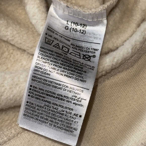 OLD NAVY KIDS/GIRLS LRG 10/12 Cream Sweatshirt with Red Heart Long Sleeve - Picture 9 of 10